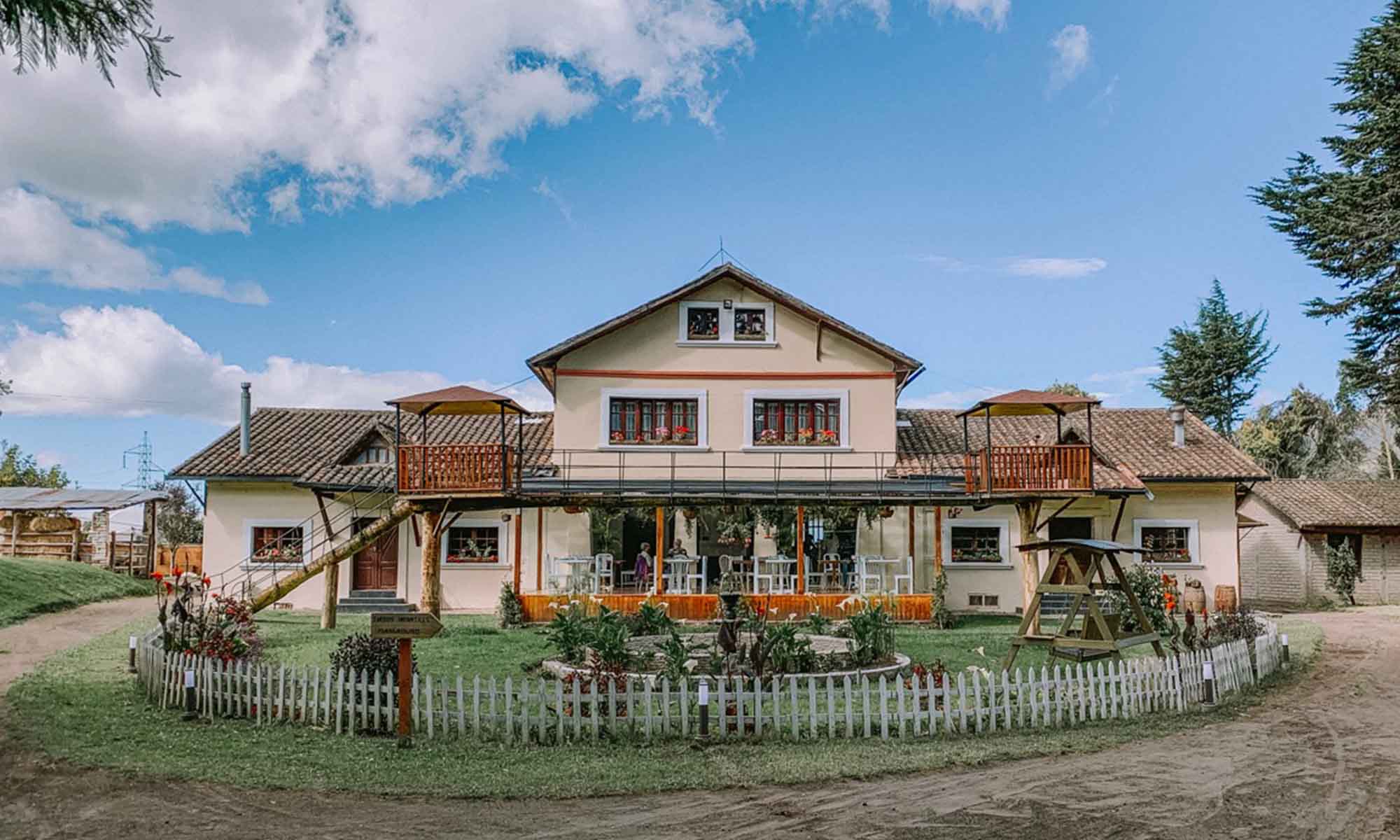 Hostería Papagayo Cotopaxi 